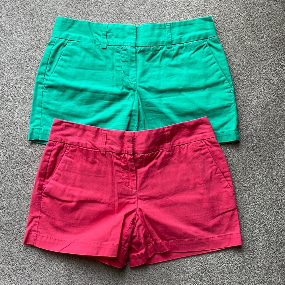 2 pair of Ann Taylor Loft shorts size 00